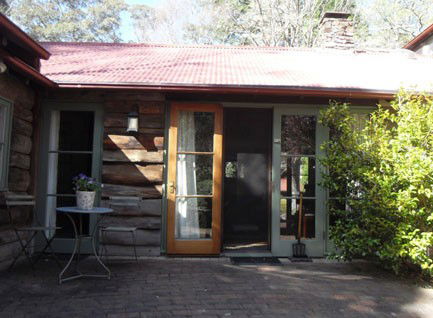 Chimney Cottage - Accommodation in Bendigo 4
