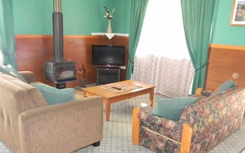 Murray Gardens Country Cottages And Motel - Accommodation in Bendigo 1