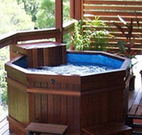 Ravensbourne Escape Tree Tops - Accommodation in Bendigo