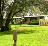 Riverbend Chalets and Caravan Park - Accommodation in Bendigo
