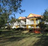Coral Cove Resort  Golf Club - Accommodation in Bendigo