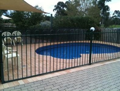 Golden Guitar Motor Inn - Accommodation in Bendigo 0