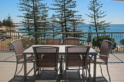 Norfolks On Moffat Beach - Accommodation in Bendigo 4