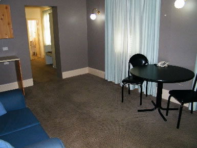 Grand Tasman Hotel - Accommodation in Bendigo 2