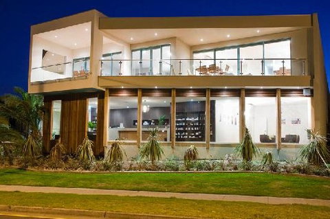 Surfcoast Spa Resort - Accommodation in Bendigo 1