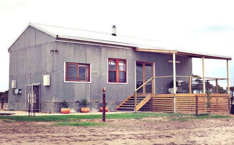Redwing Farm - The Barn - Accommodation in Bendigo 1