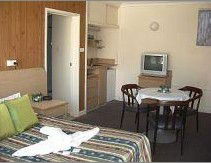 The Entrance Motel - Accommodation in Bendigo 3