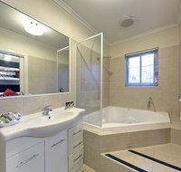 Comfort Inn And Suites Georgian Albury - Accommodation in Bendigo