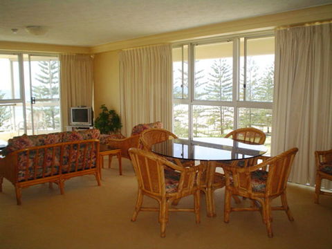 Cashelmara Beachfront Apartments - Accommodation in Bendigo 2