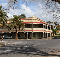 The Midland Hotel Castlemaine - Accommodation in Bendigo