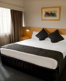 Chifley Penrith Panthers - Accommodation in Bendigo 0