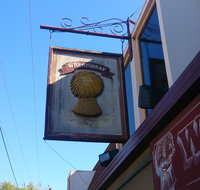Wheatsheaf Hotel - Accommodation in Bendigo