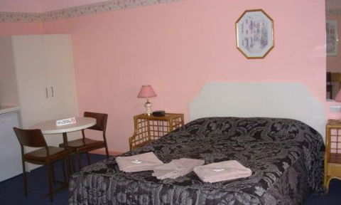 Roundhouse Motel - Accommodation in Bendigo 4