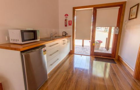 JV Jones Pty Ltd - Accommodation in Bendigo 4