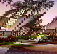 Country Pathfinder Motor Inn - Accommodation in Bendigo