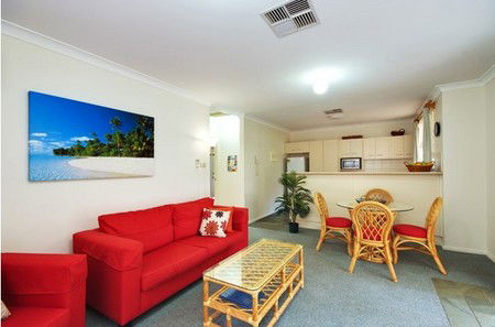 Beaches Serviced Apartments - Accommodation in Bendigo 0