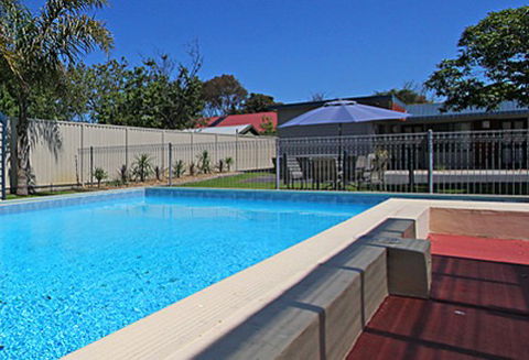 Rosebud Motel - Accommodation in Bendigo 5