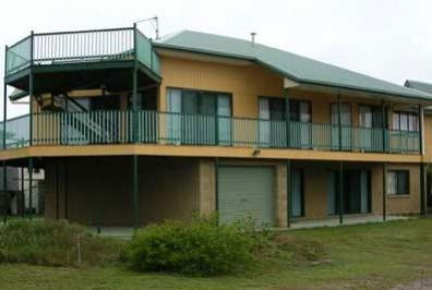 Teewah Beach Escapes - Accommodation in Bendigo 2