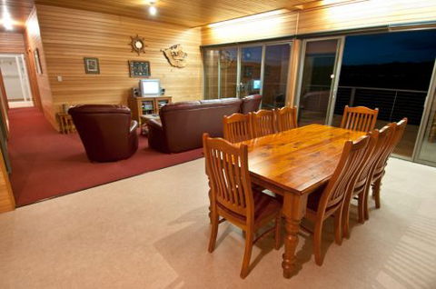 Captains Cabin - Accommodation in Bendigo 1