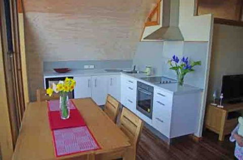 Three Trees Retreat - Accommodation in Bendigo 3