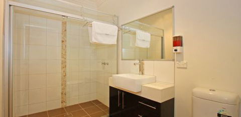 Moonah On Capel Holiday Accommodation - Accommodation in Bendigo 3