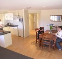 Copper Cove Holiday Villas - Accommodation in Bendigo