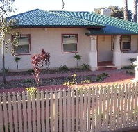Cottage On Tottenham - Accommodation in Bendigo