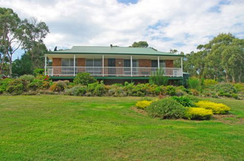 Sunsets Cottage - Accommodation in Bendigo 1