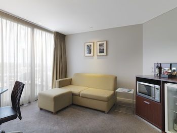 Amora Riverwalk Melbourne - Accommodation in Bendigo 18