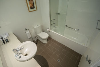 Amora Riverwalk Melbourne - Accommodation in Bendigo 49