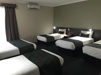 Country Comfort Hunts Liverpool - Accommodation in Bendigo 13