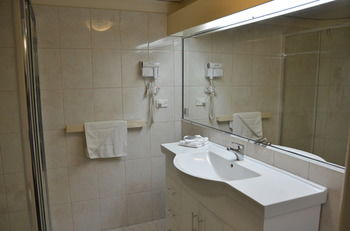 Country Comfort Hunts Liverpool - Accommodation in Bendigo 49