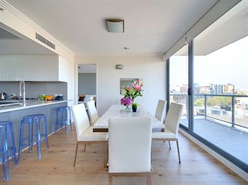 Zara Tower - Luxury Suites And Apartments - Accommodation in Bendigo 3