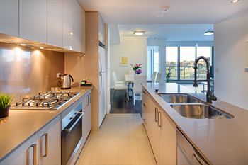 Zara Tower - Luxury Suites And Apartments - Accommodation in Bendigo 28
