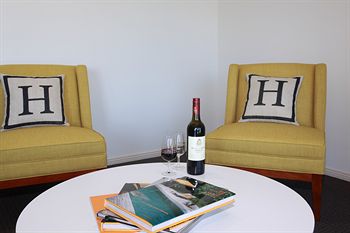 H Boutique Hotel - Accommodation in Bendigo 0