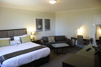 Riverside Oaks Golf Resort - Accommodation in Bendigo 14