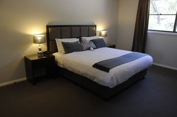 Riverside Oaks Golf Resort - Accommodation in Bendigo 23