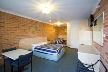 Branxton House Motel, Hunter Valley - Accommodation in Bendigo 4