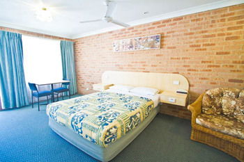 Branxton House Motel, Hunter Valley - Accommodation in Bendigo 11
