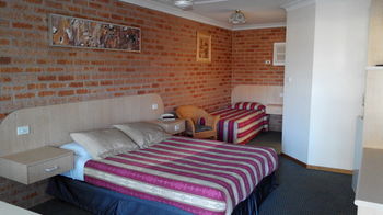 Branxton House Motel, Hunter Valley - Accommodation in Bendigo 12