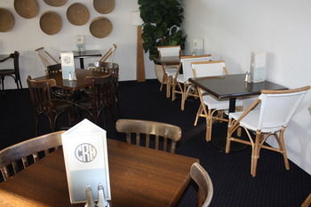 Crossroads Hotel Liverpool - Accommodation in Bendigo 39