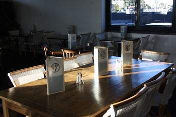Crossroads Hotel Liverpool - Accommodation in Bendigo 40