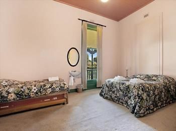 The Victoria & Albert Guesthouse - Accommodation in Bendigo 6