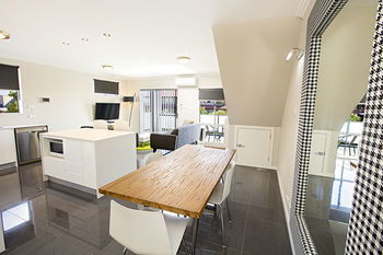 Astina Serviced Apartments - Parkside - Accommodation in Bendigo 4