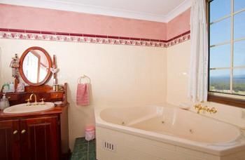 Bimbadeen Mountain Retreat - Accommodation in Bendigo 2