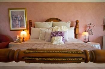 Bimbadeen Mountain Retreat - Accommodation in Bendigo 12