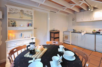 Santosa Cottage - Accommodation in Bendigo 6