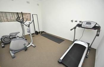 Balmain 4 Mont Furnished Apartment - Accommodation in Bendigo 2