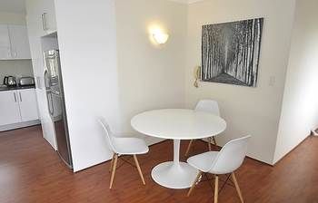 Balmain 4 Mont Furnished Apartment - Accommodation in Bendigo 3