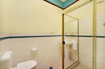 CBC Bed & Breakfast & Cafe - Accommodation in Bendigo 12